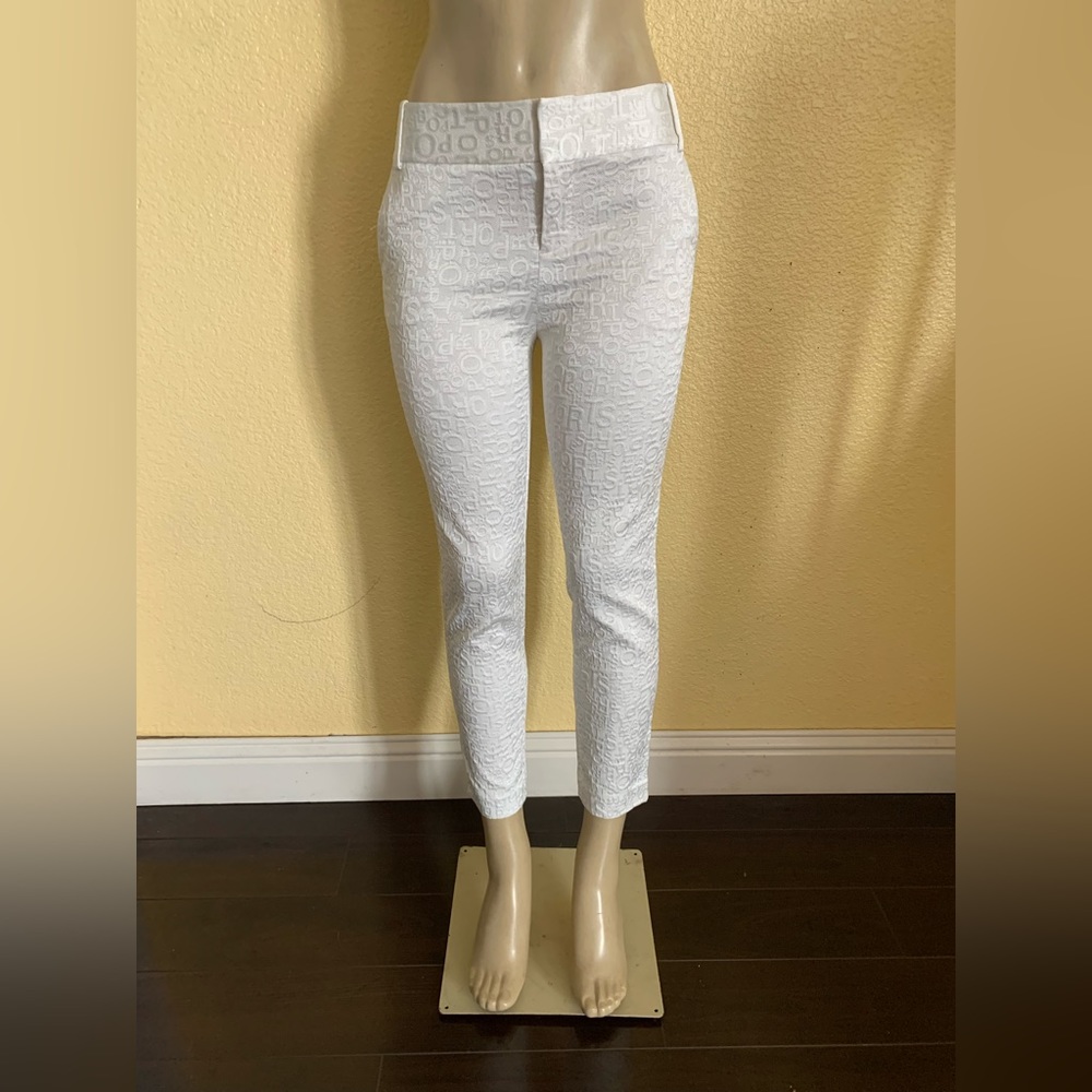 Ports 1961 Size 6 White Embossed Text Cropped Ankle Length Pants